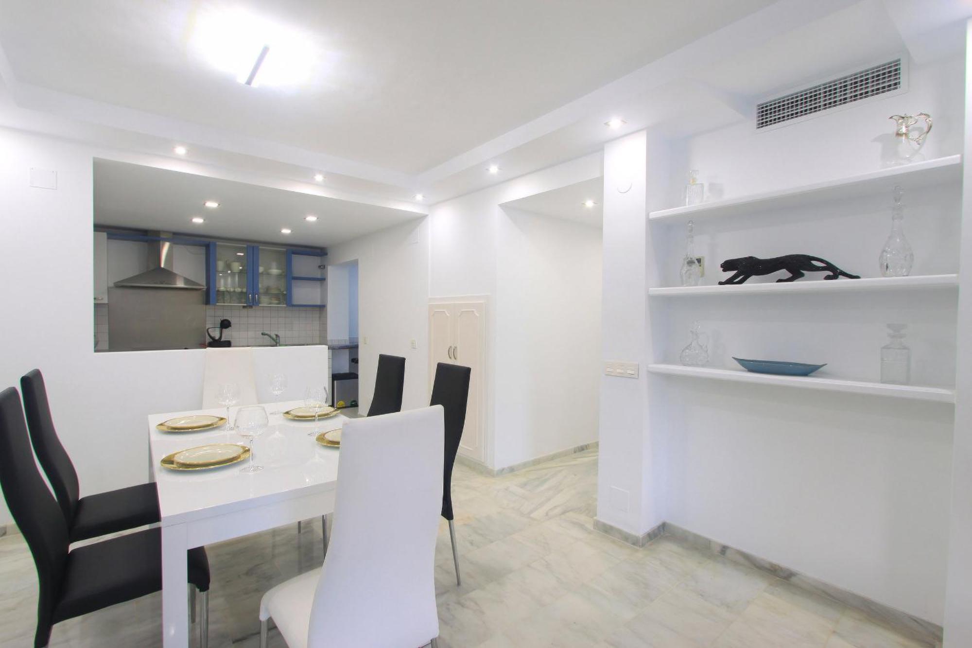 1080 Beachfront Penthouse 3 Floors Jacuzzi 2 Pools Wifi Roof Terrace Марбелья Экстерьер фото